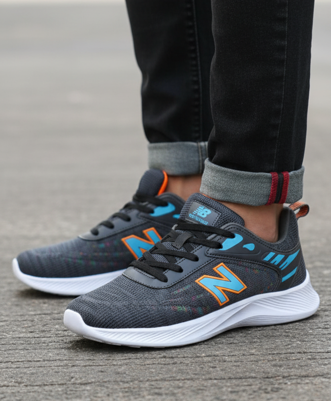 New balance sneakers (grey) colour high quality rubber sool and knit fabrics. New balance sneakers (grey) colour high quality rubber sool and knit fabrics. - Image 1